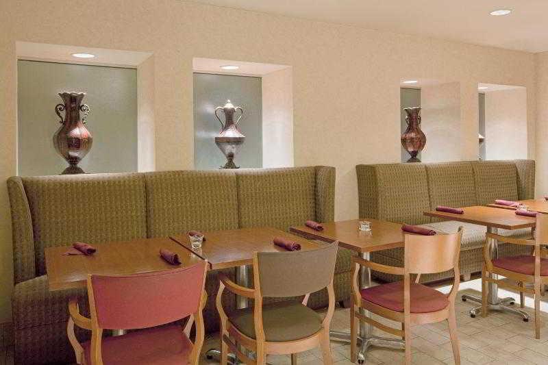 Four Points By Sheraton Boston Newton Εξωτερικό φωτογραφία