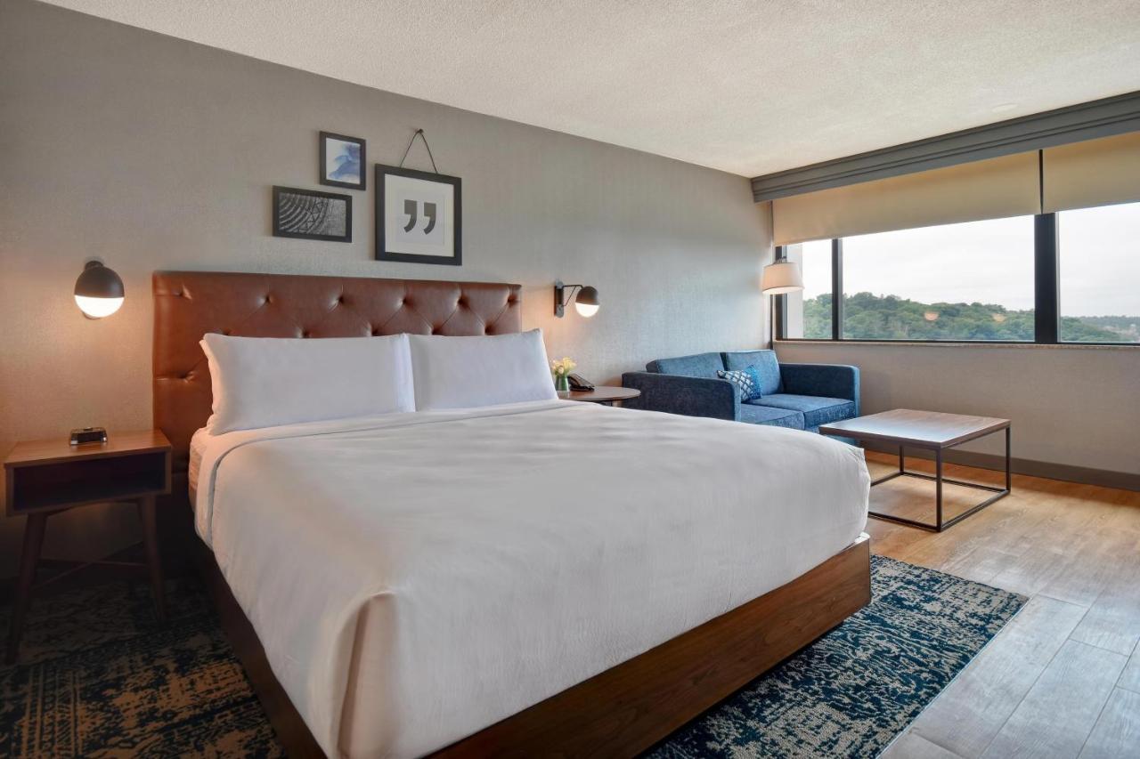 Four Points By Sheraton Boston Newton Εξωτερικό φωτογραφία